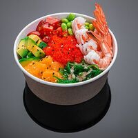 Поке с креветками и тобико в Roll & Wok