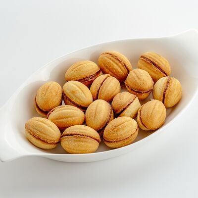 Орешки со сгущенкой в Уха из петуха по цене 13 р.