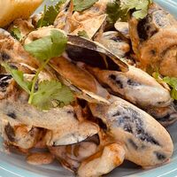 Мидии в соусе том ям в Jerome