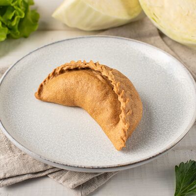 Пирожок пшенично-ржаной с капустой и яйцом в Бахетле по цене 110 ₽