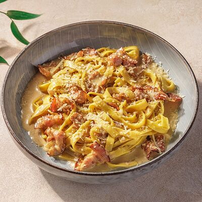 Паста тальятелле Карбонара в Перчини на огне по цене 430