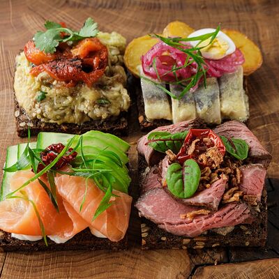 Ассорти из 4 сморребродов в Склад 22 по цене 1290