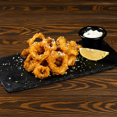 Кольца кальмара в TGI FRIDAYS по цене 795 ₽