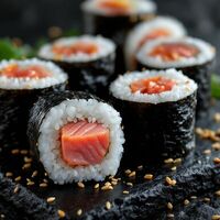 Магуро маки в Суши мастер
