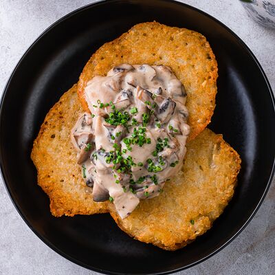 Драники с грибным соусом в Березка по цене 25 р.