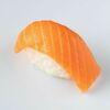 Суши с лососем в Wasabi по цене 120