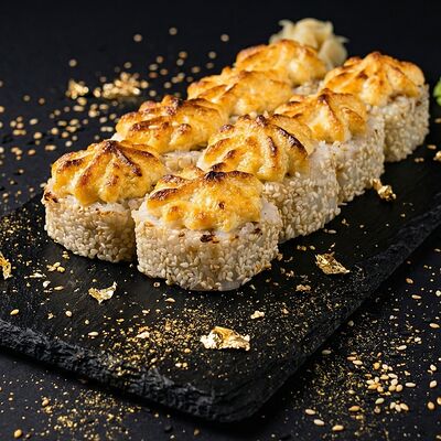 Филадельфия White запечённая в Sushigopizza по цене 323 ₽