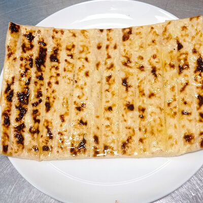 Хачапури на углях в лаваше в Жан Клод Мангал по цене 450 ₽