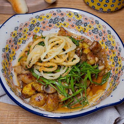 Жареный картофель с грибами в Ресторан-сыроварня Брынза по цене 430