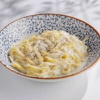 Тальятелле Четыре сыра в сливочном соусе в Vinch