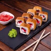 Ролл Жареный с креветкой и масаго в Inari
