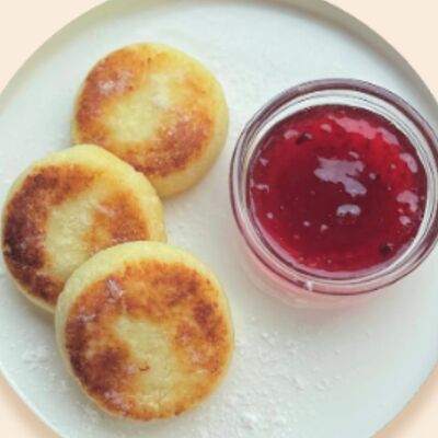 Сырники классические (3 шт.) в Кишерия Finch bakery по цене 410 ₽
