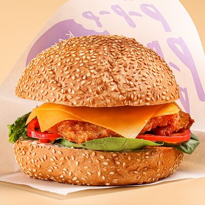 Grekбургер Куриный в Семейный ресторан Mr Grek по цене 880 ₽