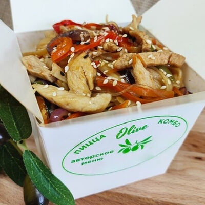 Wok Удон с говядиной в Пицца Olive по цене 300 ₽