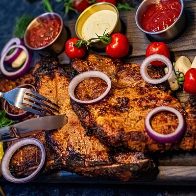 Шашлык из свинины карбонат в Мангал & Кебаб по цене 499 ₽
