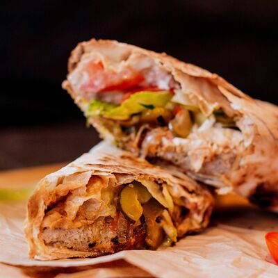 Шаурма с куриной котлетой с добавлением уточки в Swede по цене 549 ₽