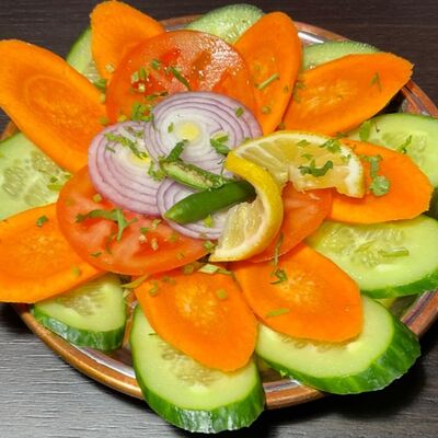 Green Salad Зеленый Салат в Royal India Индийский Ресторан по цене 350 ₽