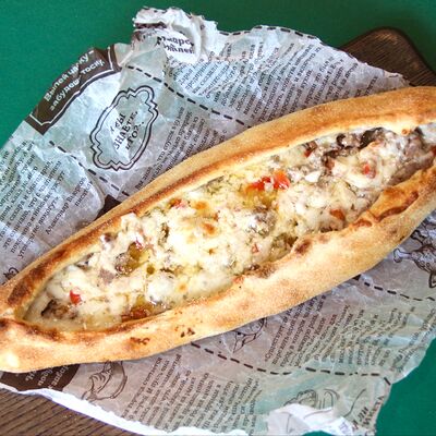 Пиде с ягненком в Lokanta Cafe по цене 550 ₽