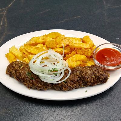 Люля-кебаб с гарниром в Плов халяль 1 по цене 420 ₽