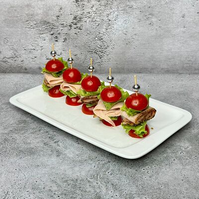 Канапе с пастрами из индейки в Food Embassy Гастролофт Юлии Высоцкой по цене 1700 ₽