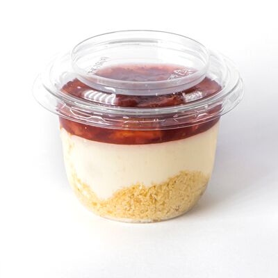 Чизкейк с клубникой в Рестомаркет Китчен по цене 140 ₽