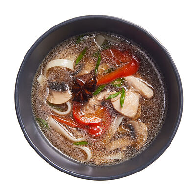 Суп удон с курицей и грибами в Kannam Chicken по цене 289 ₽