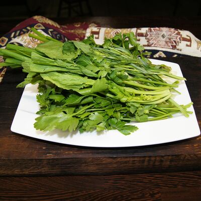 Тарелка зелени в FastШашлык и Хинкали по цене 350 ₽