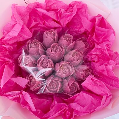 Букет из шоколадных тюльпанов (ручная работа) в Букет Альфред I клубника в шоколаде и букеты по цене 2490 ₽