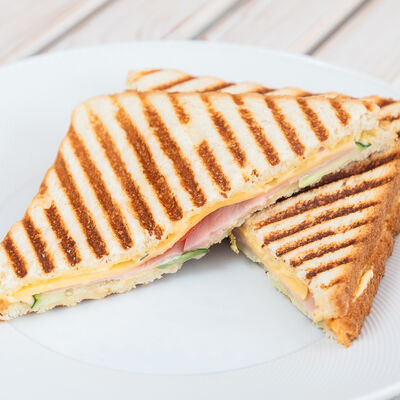 Простой сендвич в Бар Соль по цене 200 ₽