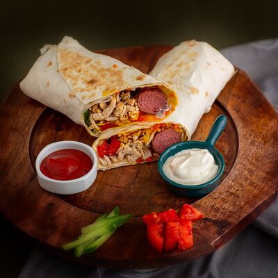 Хауз-дог в лаваше в #Шаверма_хауз по цене 450 ₽