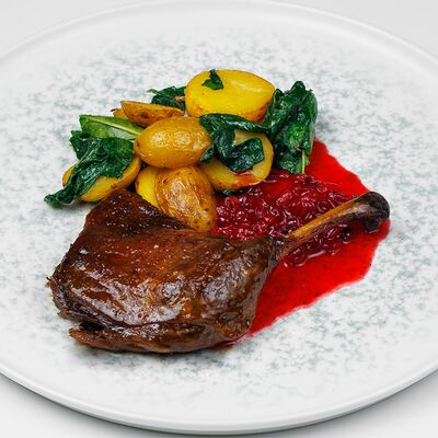 Утиная ножка конфи в УРМАН кафе по цене 815 ₽