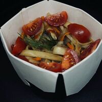 Wok вегетарианский в Uchu Sushi Yaki