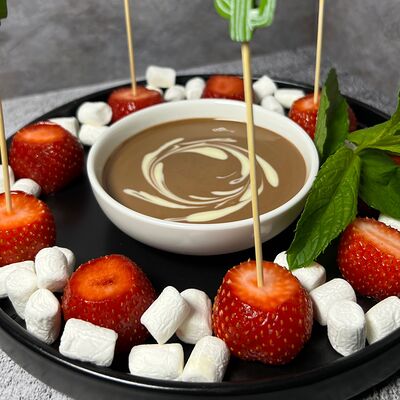 Шоколадный фондю в Дом блинов по цене 500 ₽