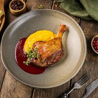 Утиная ножка конфи в Ганс и Марта