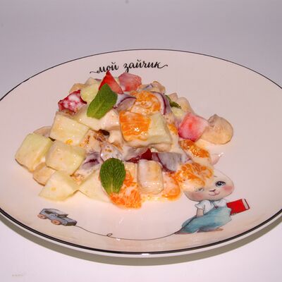 Фруктовый салат в Павлин 2.0 по цене 380 ₽