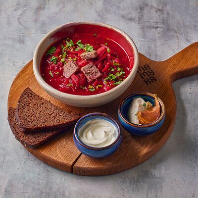 Борщ с телятинойв Мамука по цене 710 ₽