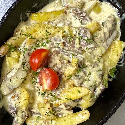 Говяжий язык с картофелем в Suvoroff Loft Bar по цене 880 ₽