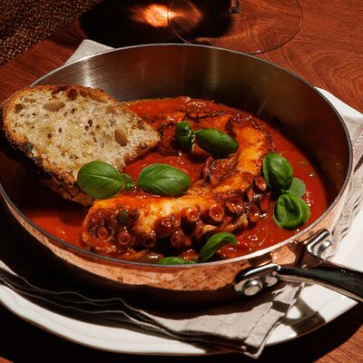 Осьминог по-сицилийски в TiAMA по цене 2790 ₽