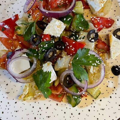 Греческий в Chill по цене 300 ₽