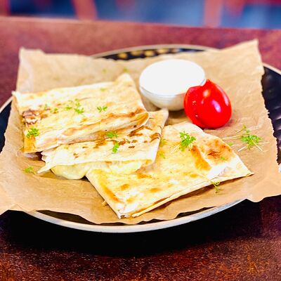 Сулугуни на углях в Бухта по цене 595 ₽