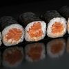 Острый ролл с лососем в Sushi Sticks по цене 370