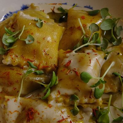 Равиоли с уткой в Дюбонне по цене 850 ₽