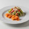 Салат со слабосолёным лососем, авокадо и укропным айоли в Карин по цене 820