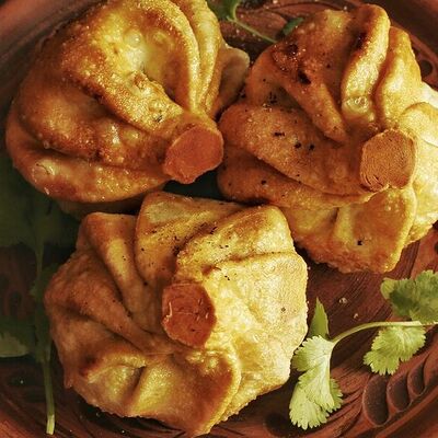 Хинкали из баранины жареныев Кинза по цене 405 ₽