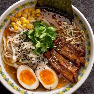 Тонкацу рамен в Хариzма по цене 590