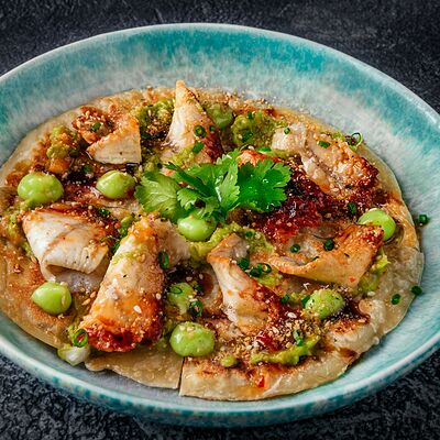 Лепешка парата с угрем в Sticks Sushi по цене 820 ₽