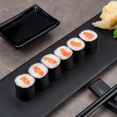 Ролл лосось в Fish Проект Азия по цене 490 ₽