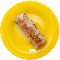 Блинчик с форелью и сыром буко в Солнечный день
