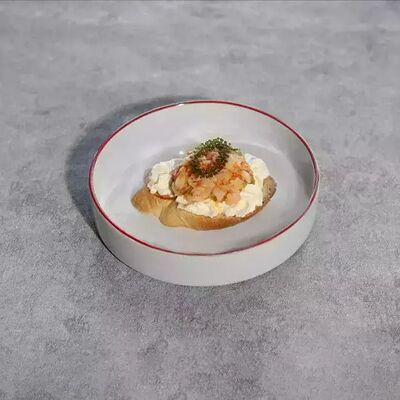 Брускетта с лососем Д в Tinto по цене 520 ₽