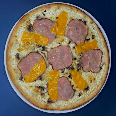 Пицца порто на белом соусе в Премьер Министр по цене 825 ₽